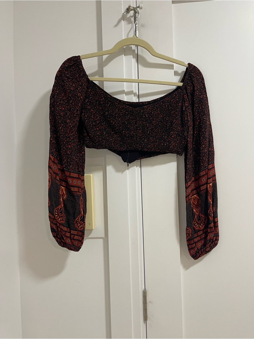 Olivaceous Black Crop Top with Rust Paisley Print
